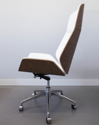 Кресло из натуральной кожи, каркас дерево арт. FX-BC06 - купить в Орске. Цена 34 820.52 руб.